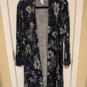Crépás Gray Knit Cardigan